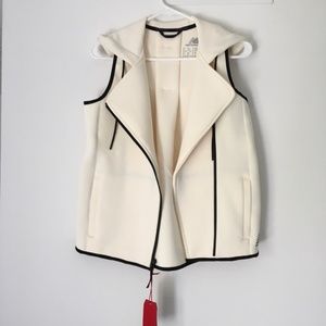 New！New Balance Sport Style Vest